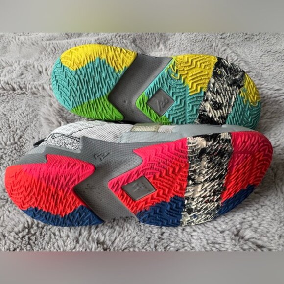 Nike Jordan Why Not Zero Boy 3Y Gray Athletic Activewear Sneakers Running Shoes - Picture 6 of 8